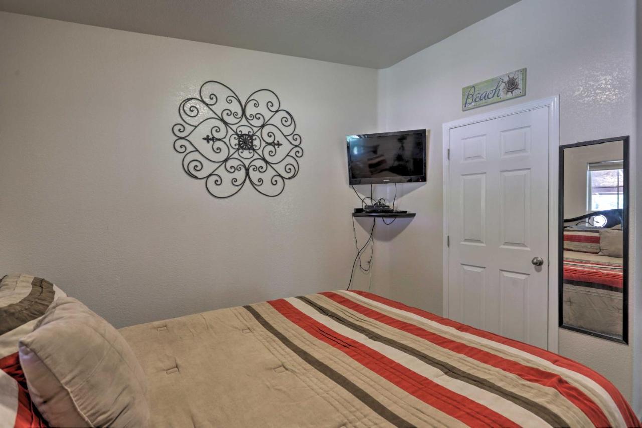 Rustic Retreat Moab Townhome With Grill And Fire Pit ภายนอก รูปภาพ
